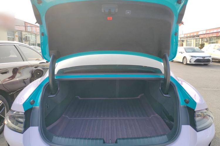 Used Xiaomi Auto SU7 2024 Rear-Drive Long-Range Intelligent Driving Version