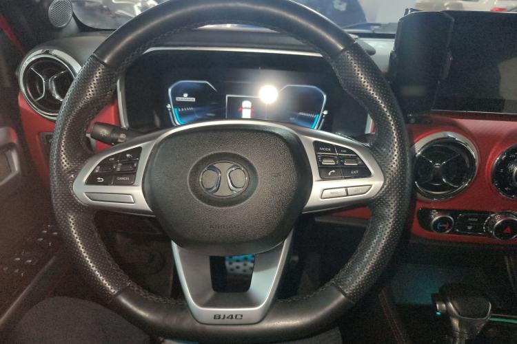 Used BAIC Off-Road BJ40 2019 2.3T Automatic Four-Wheel Drive Urban Hunter Edition Premium Model China VI Emission Standard Steering Wheel
