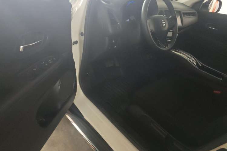 Used Everus VE-1 2021 Travel Edition
