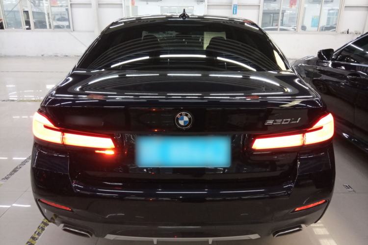 Used BMW 5 Series 2022 Second Facelift 530Li Leading Edition M Sport Package
