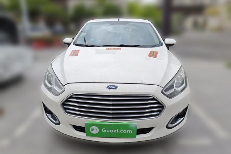 Used Ford Escort 2015 1.5L Automatic Fashion Model