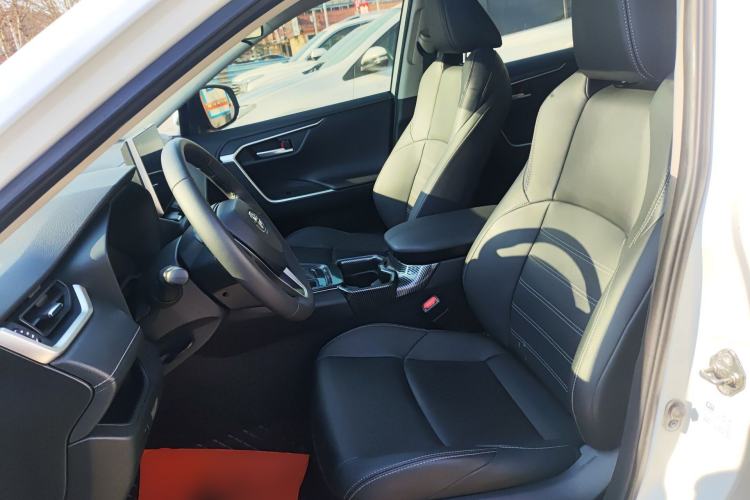 Used Toyota Wildlander 2022 2.0L CVT Two-Wheel Drive Luxury PLUS Edition Left Front Seat