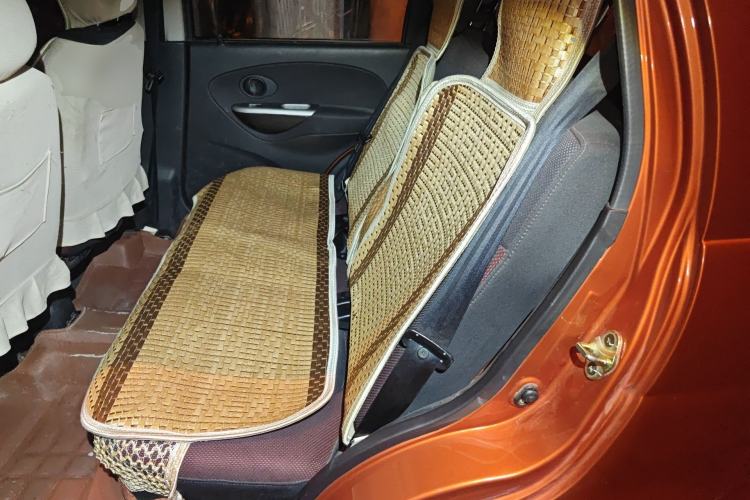 Used Baojun Lechi 2012 Revised Version 1.2L Manual Sporty Fashion Edition Left Rear Seat