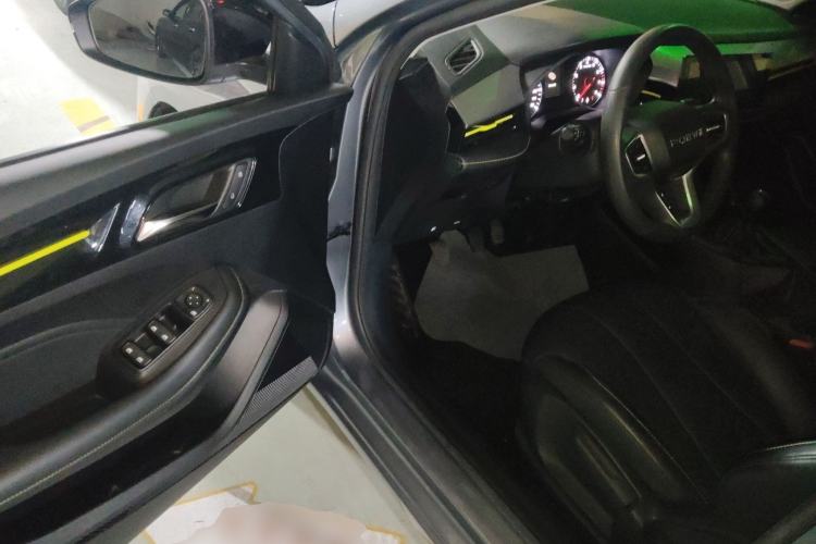 Used Roewe i5 2021 1.5L Manual Platinum Edition Driver Seat