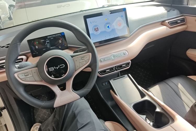 Used BYD Seagull 2025 Intelligent Driving Version 305 km Dynamic Edition Center Console