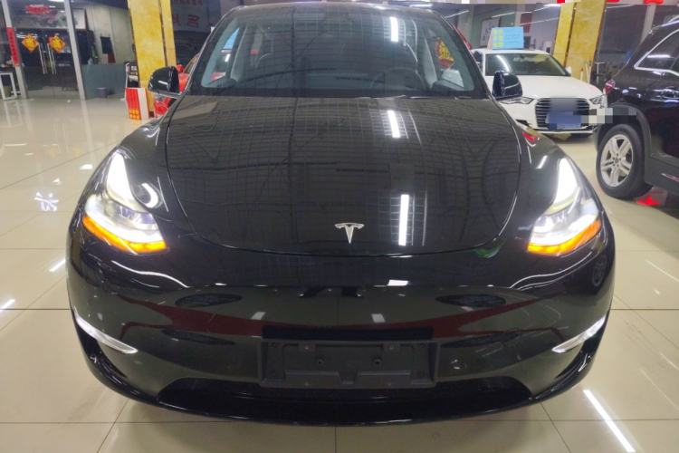 Used Tesla Model Y 2023 Long-Range All-Wheel-Drive Version Front