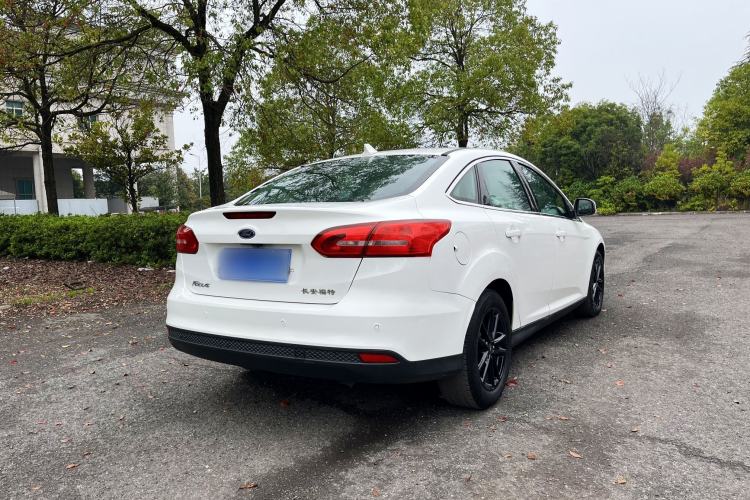 Used Ford Focus 2017 Sedan 1.6L Automatic Fashion Edition Smart Drive Version
