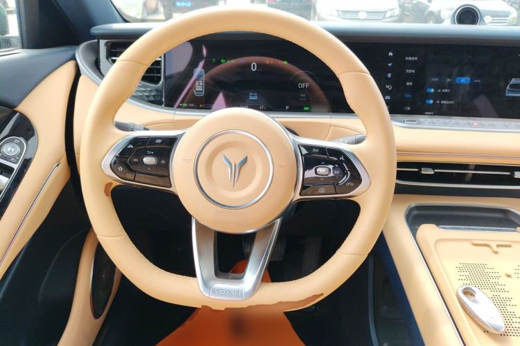 Used VOYAH FREE 2024 Ultra-Long Range Intelligent Driving Version Steering Wheel