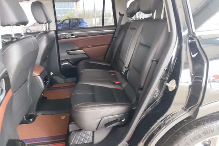 Used GAC Trumpchi GS8 2019 390T Two-Wheel Drive Luxury Smart Connectivity Version (7 Seats) Left Rear Seat