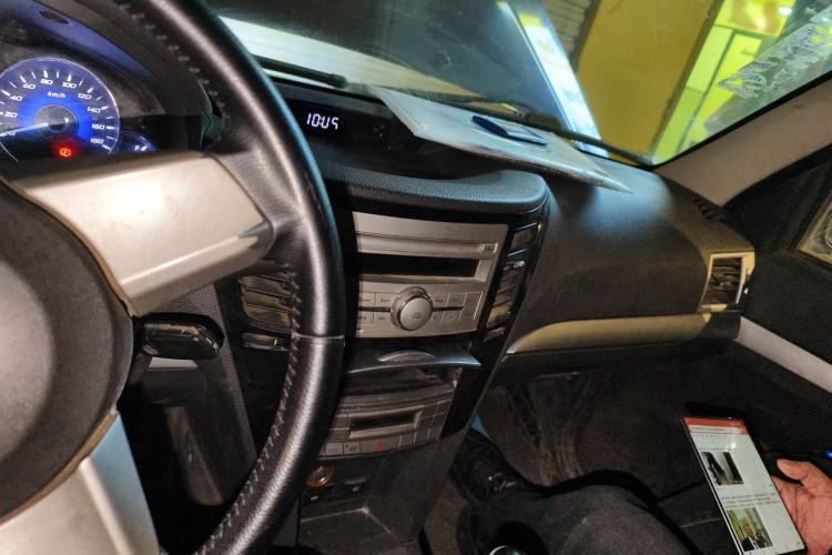 Used Zxauto Grandtiger 2018 2.5T Off-Road Diesel National V Two-Wheel Drive Standard Version Big Double Cab SD4V25R-100 Audio And AC Panel