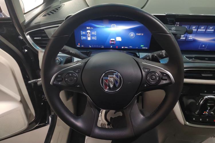 Used Buick GL8 2023 ES Lu Zun Deluxe and Yue Edition