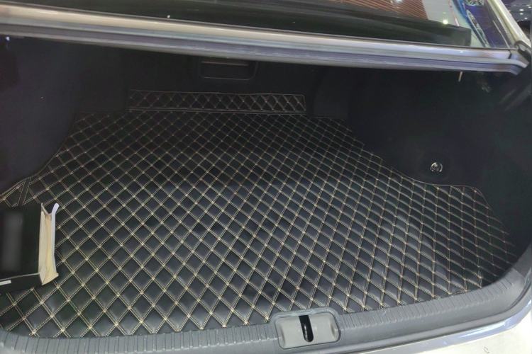 Used Lexus ES 2018 300h Premier Edition China VI Standard Trunk