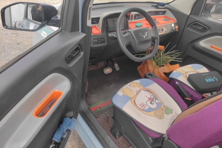 Used Wuling Hongguang MINIEV 2020 Zizai Version Lithium-NMC Driver Seat