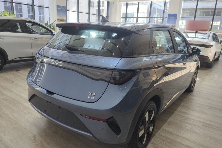 Used BYD Dolphin 2025 Intelligent Driving Version 410 km Fashion Edition

