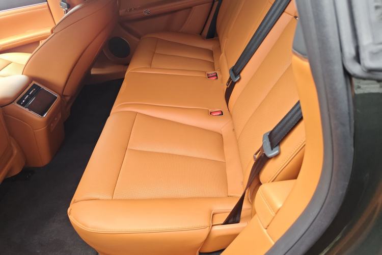 Used Hima S9T 2025 Model Range-Extended Ultra Long-Range Version Left Rear Seat