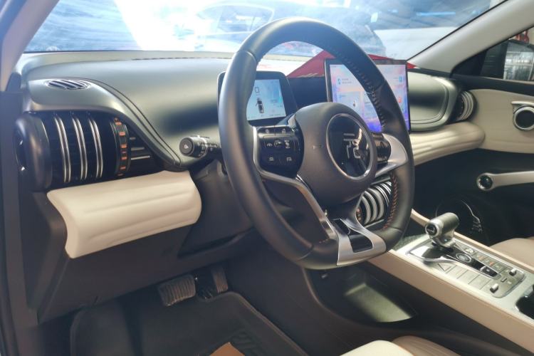 Used BYD Yuan PLUS 2024 Honor Edition 430KM Beyond Model
