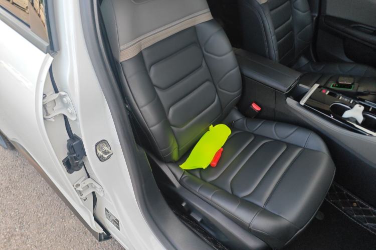 Used Citroen C5 X 2021 1.6T Enjoy the Extraordinary Right Front Seat