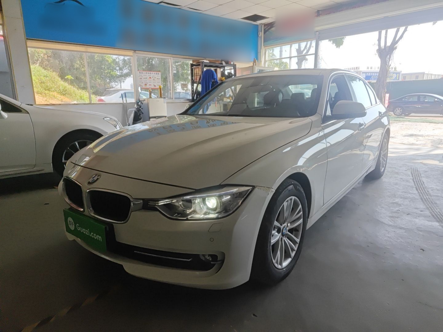 Parte inferior delantera