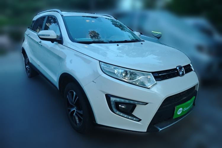 Used JMC Yusheng S330 2016 1.5L GTDi Automatic Two-Wheel Drive Prestige Edition Front Right 45 Deg