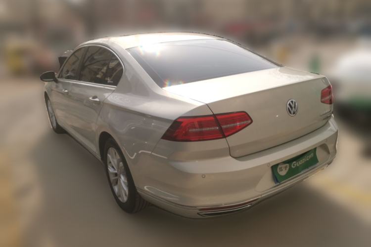 Used Volkswagen Magotan 2018 330TSI DSG Luxury Model Rear Left 45 Deg