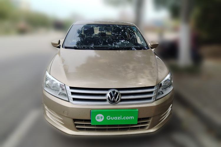 Used Volkswagen Santana 2015 1.6L Manual Fashion Edition Front