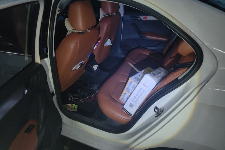 Used Volkswagen Santana 2013 1.6L Automatic Comfort Edition Left Rear Seat