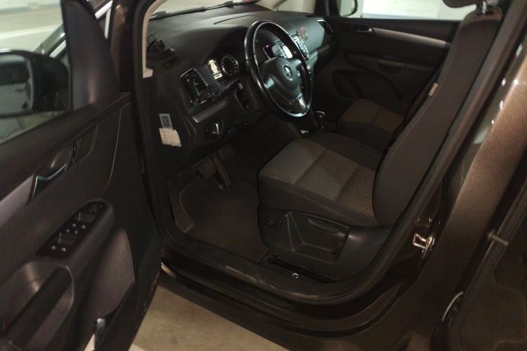 Used Volkswagen Sharan 2013 1.8TSI Standard Model Euro IV