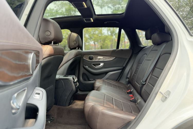 Used Mercedes-Benz GLC 2020 Facelift GLC 260 L 4MATIC Luxury Edition