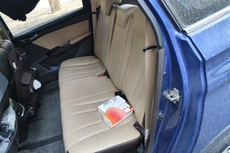 Used Baojun 310W 2017 1.5L Manual Luxury Edition China V