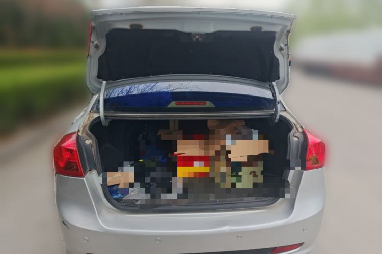 Used Buick Excelle 2015 1.5L Manual Classic Trim Trunk