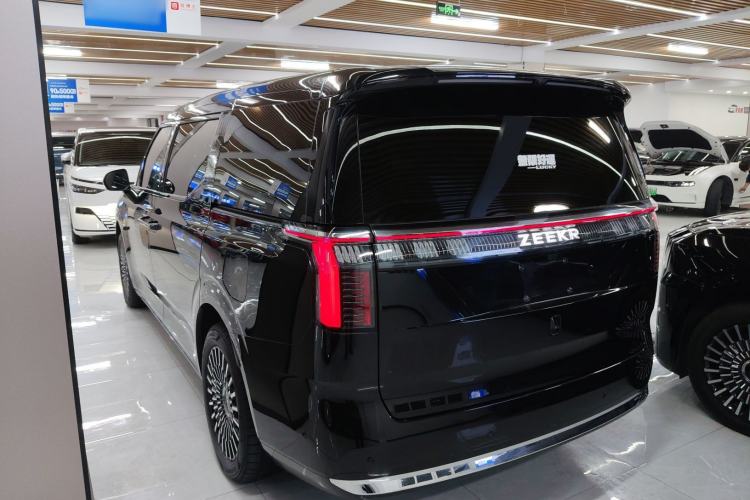 Used Zeekr 009 2024 Six-Seat Executive Version 4WD 140 kWh