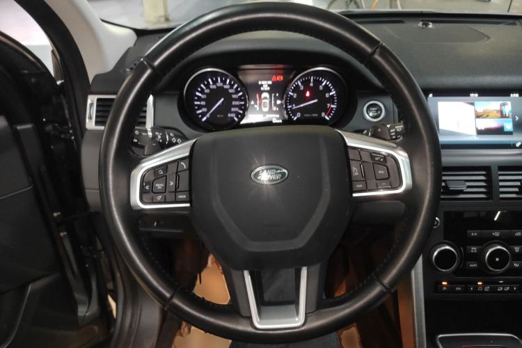 Used Land Rover Discovery Sport 2016 2.0T SE Steering Wheel