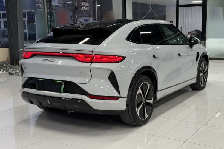 Used BYD Song L EV 2025 Intelligent Driving Version 662 km LiDAR Excellence Edition
