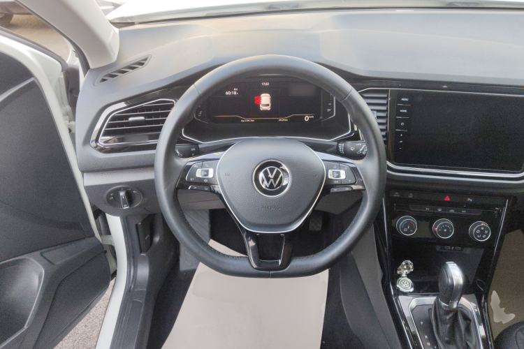 Used Volkswagen T-ROC 2022 280TSI DSG Two-Wheel Drive Elite PLUS Steering Wheel
