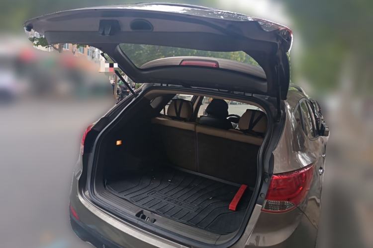 Used Hyundai ix35 2010 2.0L Automatic Two-Wheel Drive Elite Edition GLS
