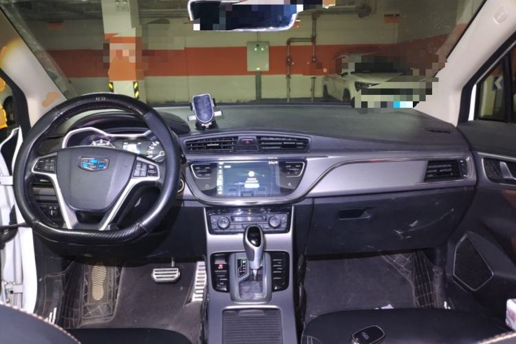 Used Geely Auto Emgrand GS 2018 Lingchao Edition 1.4T Automatic ZhenShang Smart Connectivity Model Center Console