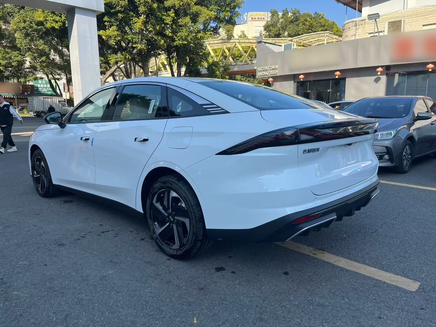 Geely Galaxy L6 2024 125km PLUS Dragon Edition — снимка 11