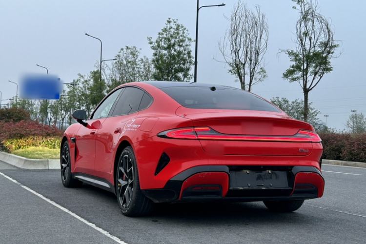 Used Xiaomi Auto SU7 2024 Rear-Drive Long-Range Intelligent Driving Version Exterior 4