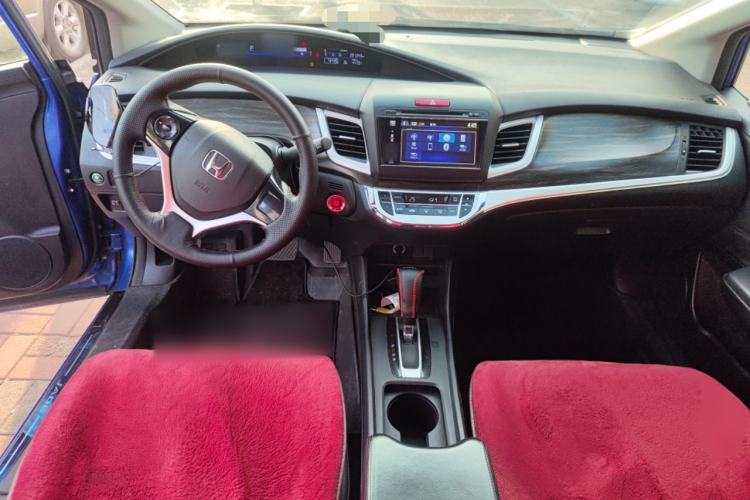 Used Honda Jade 2017 1.8L automatic Comfort version 5 seats
