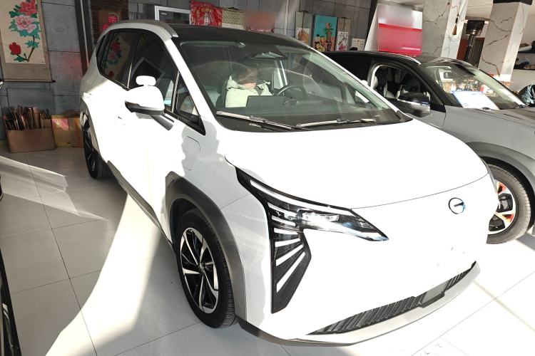 Used AION Y 2023 Younger Star Edition
