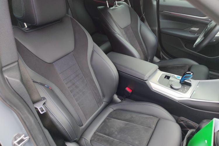 Used BMW i4 2022 eDrive40
