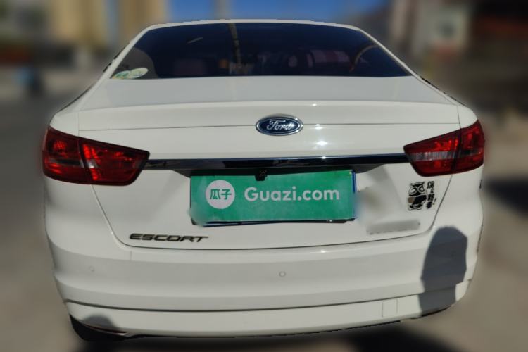 Used Ford Escort 2015 1.5L Manual Fashion Edition
