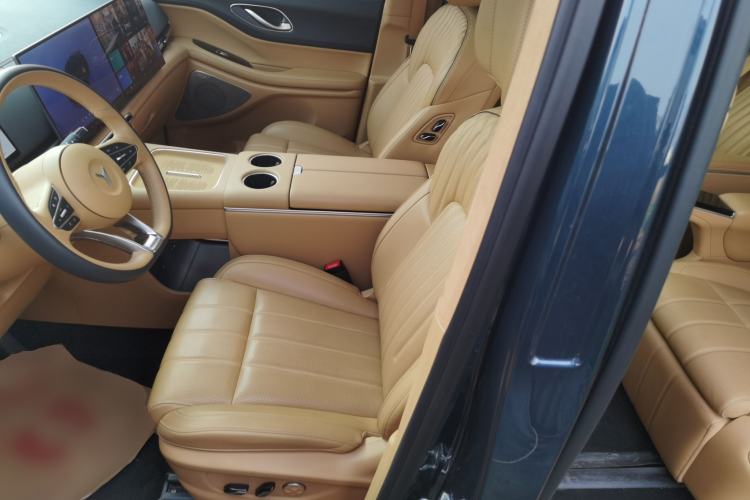 Used VOYAH Dream 2025 PHEV Four-Wheel-Drive Flagship Kunpeng Edition