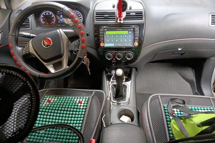 Used FORTHING Joyear X5 2013 1.6L Manual Luxury Model China IV Standard
