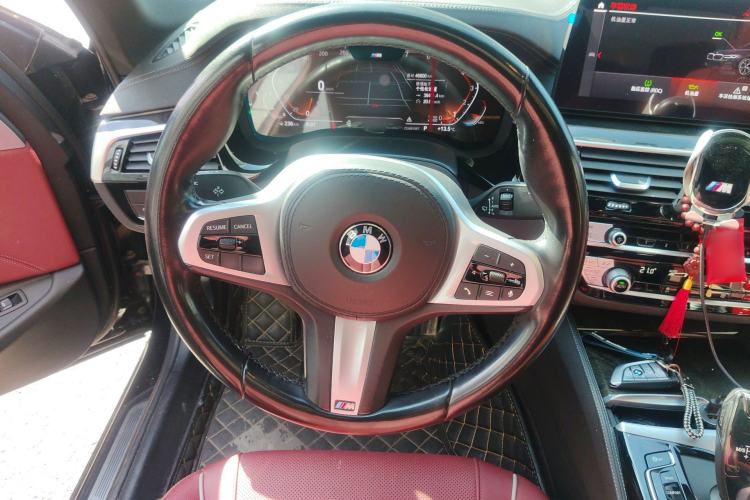 Used BMW 5 Series 2021 525Li M Sport Package Steering Wheel
