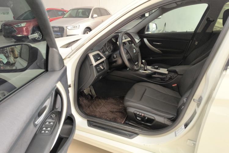 Used BMW 3 Series 2014 320Li Fashion Model