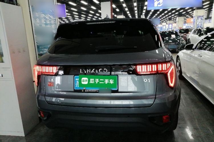 Used Lynk & Co 01 2019 2.0T Two-Wheel Drive Zhaopu Version China VI Standard
