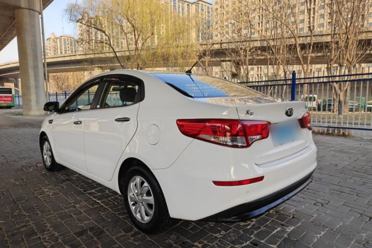 Used Kia K2 2015 Sedan 1.4L MT GLS
