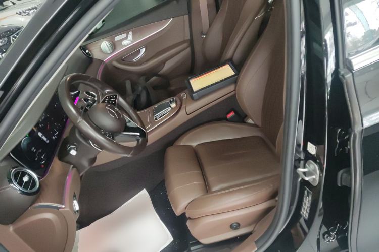 Used Mercedes-Benz E-Class 2022 Second Facelift E 300 L Luxury Edition
