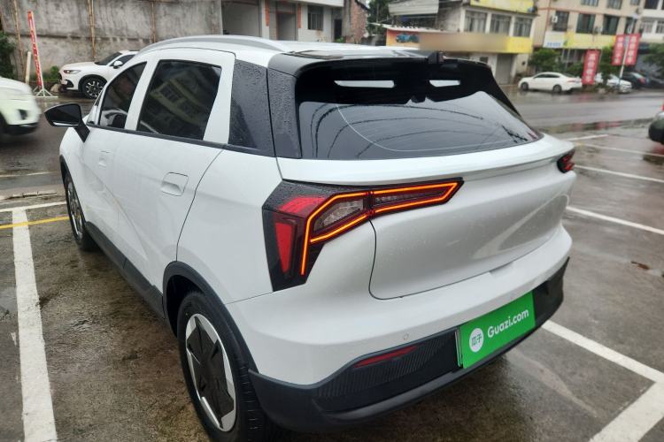 Used Geometry E Firefly 2024 401km Starlight
